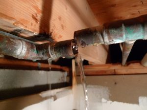 plumbing-leak